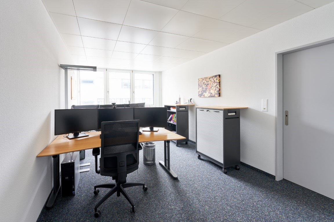 buero-raeumlichkeiten-projekt7-14 Büro Stuhl Pult Projekt7