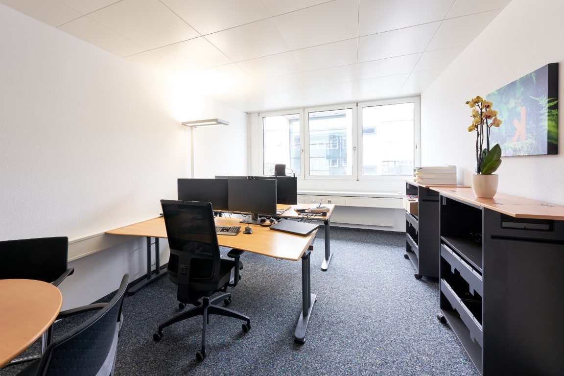 buero-raeumlichkeiten-projekt7-15 Büro mit Pult Projekt7